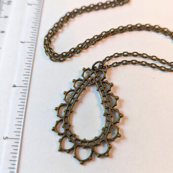 Teardrop Vintage Style Necklace Antique Bronze - Image 2