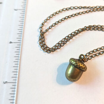 Antique Bronze Acorn Vintage Style Necklace - Image 2