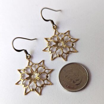 Antique Bronze Star Vintage Style Earrings - Image 2