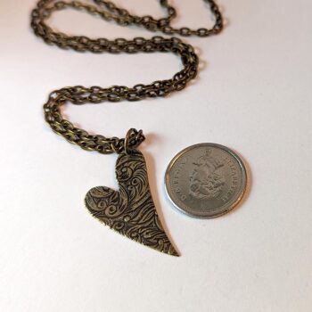 Antique Bronze Heart Vintage Style Necklace - Image 2