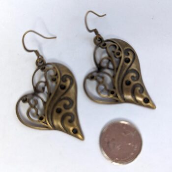 Antique Bronze Cutout Heart Vintage Style Earrings - Image 2