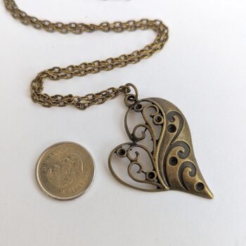 Antique Bronze Cutout Heart Vintage Style Necklace - Image 2