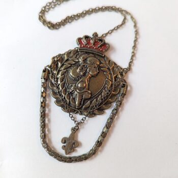 Antique Bronze Large Cameo Crown Vintage Style Necklace - Image 2