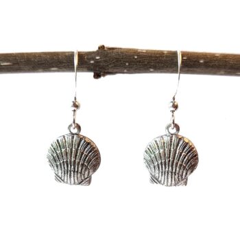 Antique Silver Scallop Shell Vintage Style Earrings