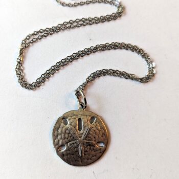 Antique Silver Sand Dollar Vintage Style Necklace - Image 3