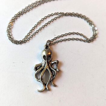 Antique Silver Octopus Sea life Necklace - Image 3