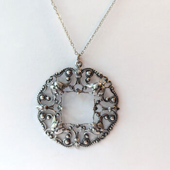 Antique Silver Large Pendant Vintage Style Necklace - Image 4