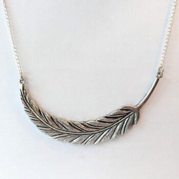 Antique Silver Large Leaf Vintage Style Statement Necklace - Image 3