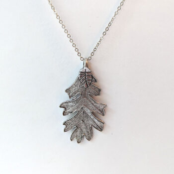 Antique Silver Intricate Oak Leaf Vintage Style Necklace