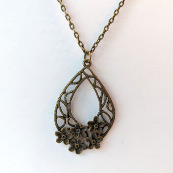 Antique Bronze Teardrop with Flowers Vintage Style Necklace - Image 3