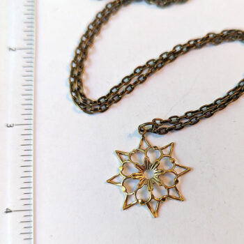 Antique Bronze Cutout Star Vintage Style Necklace - Image 2