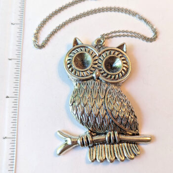 Antique Silver Large Owl Vintage Style Necklace - Image 2