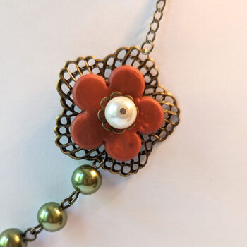 Antique Bronze Red Flower Green Glass Beads Floral Necklace - Image 3