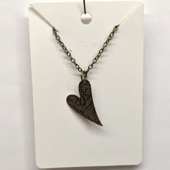 Antique Bronze Heart Vintage Style Necklace - Image 3