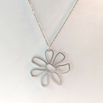 Large Irregular Shape Daisy Flower Silver Pendant Necklace - Image 4