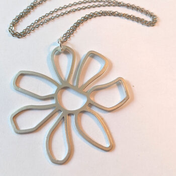 Large Irregular Shape Daisy Flower Silver Pendant Necklace - Image 3