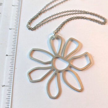 Large Irregular Shape Daisy Flower Silver Pendant Necklace - Image 2