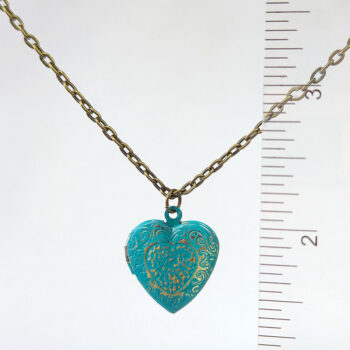 Antique Bronze Patina Heart Locket Vintage Style Necklace - Image 3