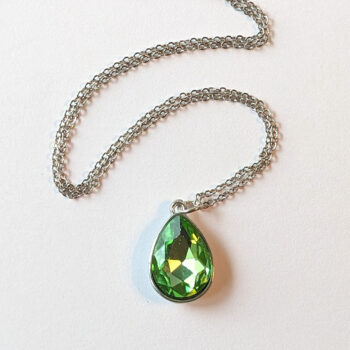 August Birthstone Green Glass Rhinestone Teardrop Necklace - Image 3