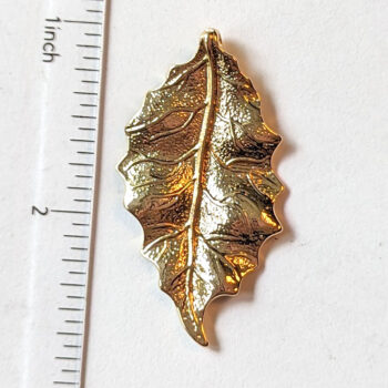 Detailed Leaf Pendant KC Gold - Image 2