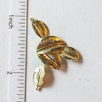 Multiple Leaves Leaf Pendant / Connector Gold - Image 2