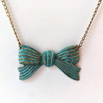 Antique Bronze Bow Patina Vintage Style Necklace - Image 4