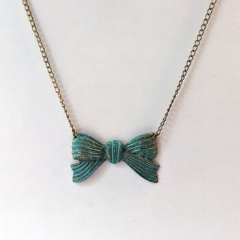 Antique Bronze Bow Patina Vintage Style Necklace - Image 3