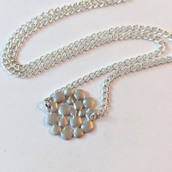 Silver Modern Round Circles Necklace - Image 5