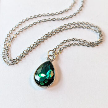 May Birthstone Dark Green Rhinestone Teardrop Necklace - Image 3