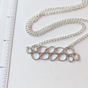 Silver Modern Irregular Teardrops Necklace - Image 2