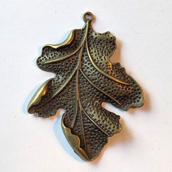 Large Detailed Veined Leaf Pendant Antique Bronze