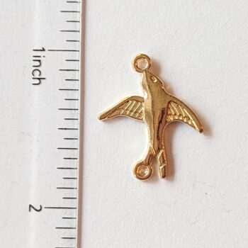 Small Swallow Bird Connector KC Gold - Image 2