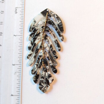 Large Black & White Multi Piece Leaf Pendant Gold - Image 2