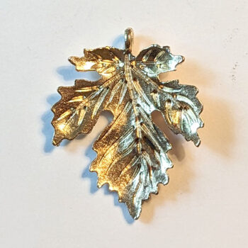 Large Maple Leaf Pendant Gold