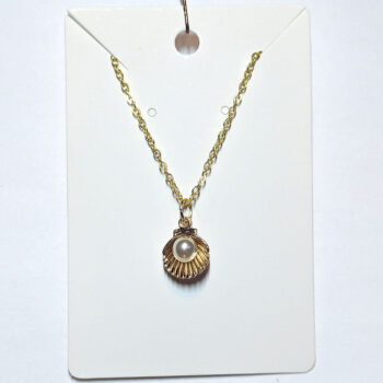 Gold Scallop Shell With Pearl Necklace - Image 5