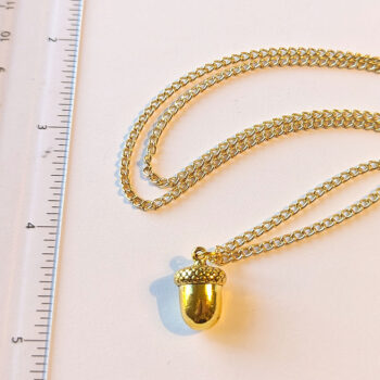 Antique Gold Acorn Vintage Style Necklace - Image 3