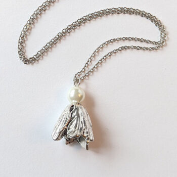 Flower Petal Drop Pendant Antique Silver Necklace With Pearl - Image 2