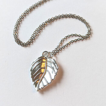 Antique Silver Vein Leaf Pendant Necklace - Image 2