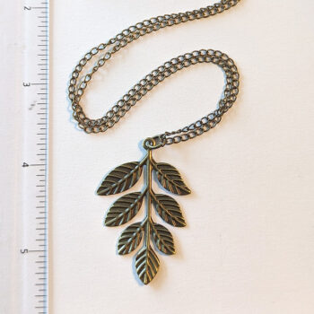 Leaf Branch Vintage Style Necklace Antique Bronze - Image 2