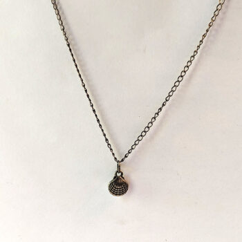 Antique Bronze Double Sided Scallop Shell Necklace - Image 4