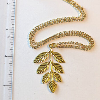 Leaf Branch Vintage Style Necklace Gold - Image 2