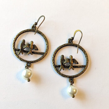 Antique Bronze Love Birds in Hoop With Pearl - Image 2