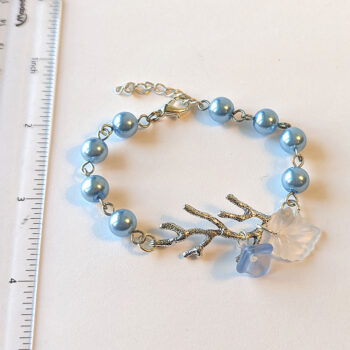 Antique Silver Branch Leaf Flower Blue Beads Bracelet - Image 2