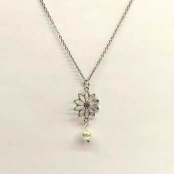 Antique Silver Hollow Daisy Flower With Pearl Necklace - Image 4