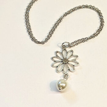 Antique Silver Hollow Daisy Flower With Pearl Necklace - Image 2