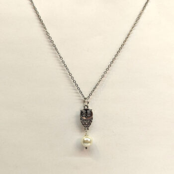 Antique Silver Small Owl With Pearl Necklace - Image 4