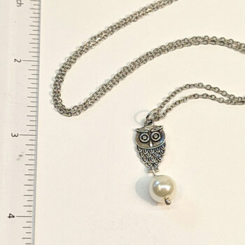 Antique Silver Small Owl With Pearl Necklace - Image 3