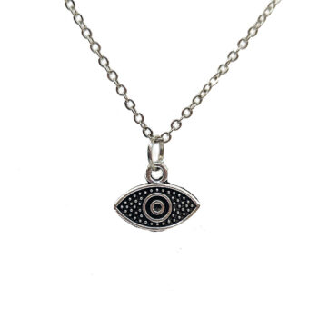 Antique Silver Oval Egyptian Eye of Horus Necklace