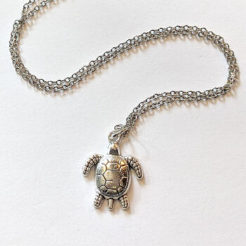 Antique Silver Sea Turtle Vintage Style Necklace - Image 2