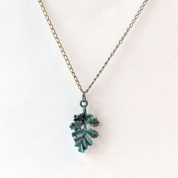 Leaf Vintage Style Necklace Antique Bronze Patina - Image 4